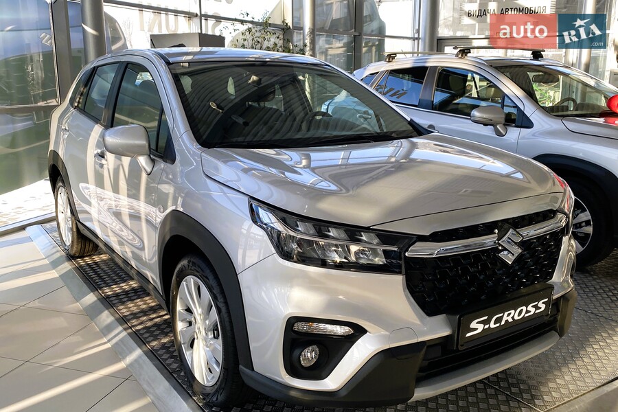 Suzuki S-Cross - фото 1