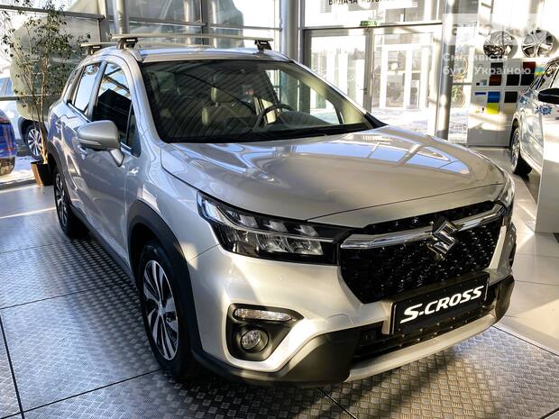 Suzuki S-Cross 2025