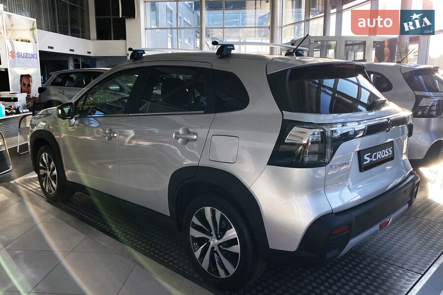 Suzuki S-Cross - фото 7