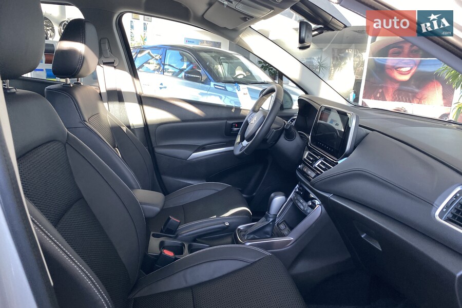 Suzuki S-Cross - фото 14