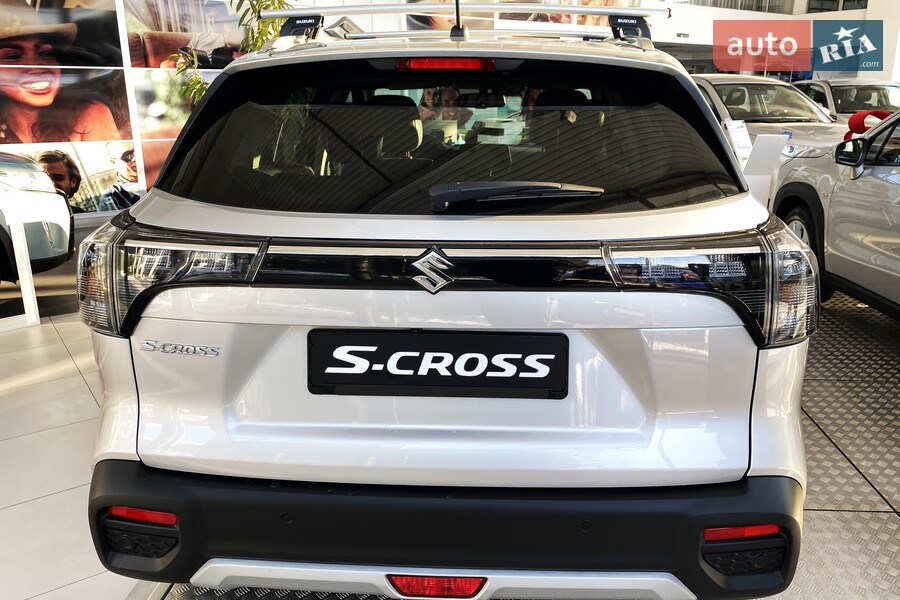 Suzuki S-Cross - фото 5