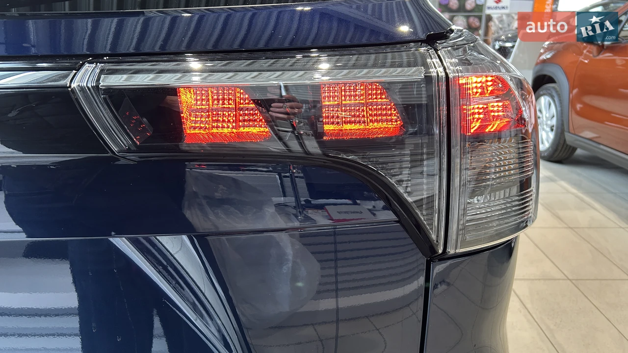 Suzuki-8