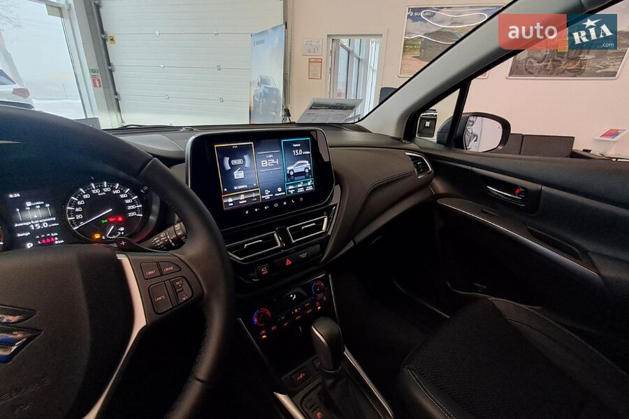 Suzuki S-Cross - фото 17