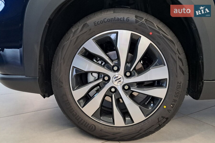 Suzuki S-Cross - фото 11