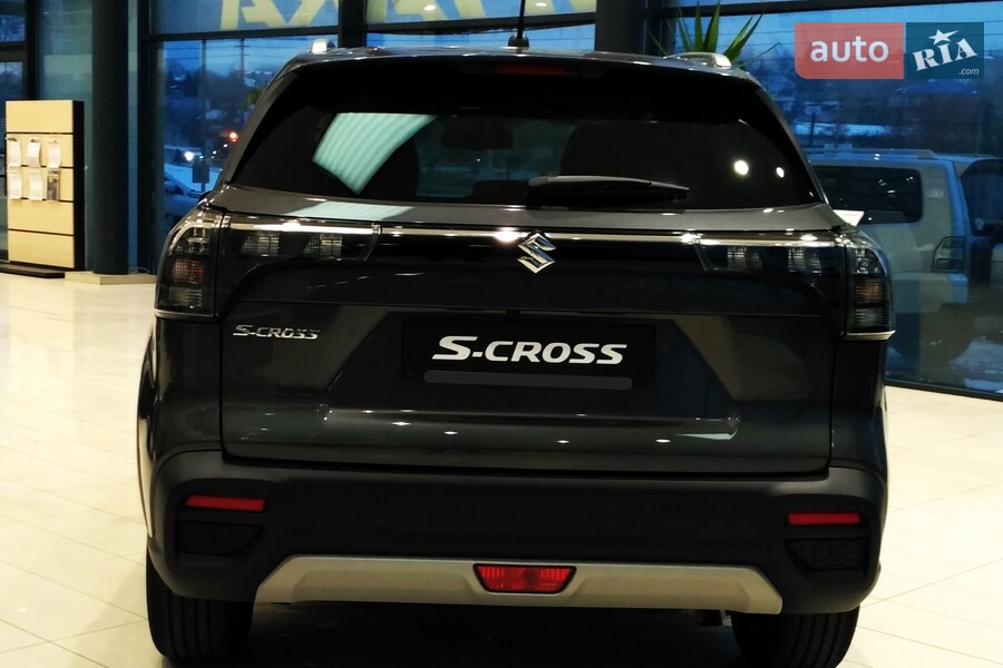 Suzuki S-Cross - фото 11