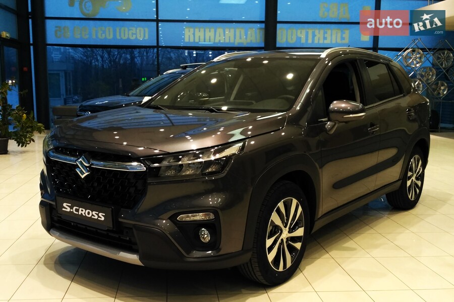 Suzuki S-Cross - фото 1