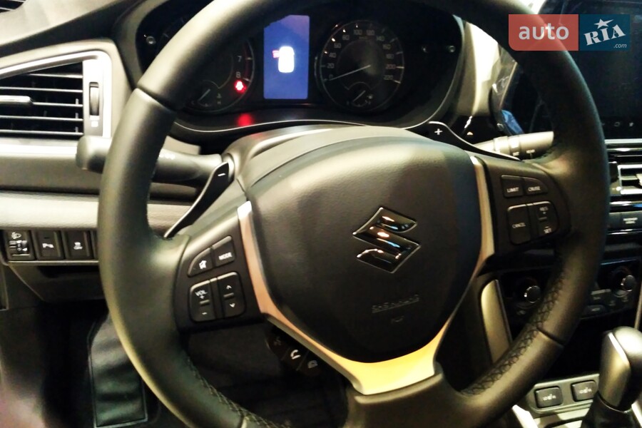 Suzuki S-Cross - фото 20