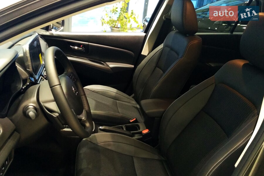 Suzuki S-Cross - фото 25
