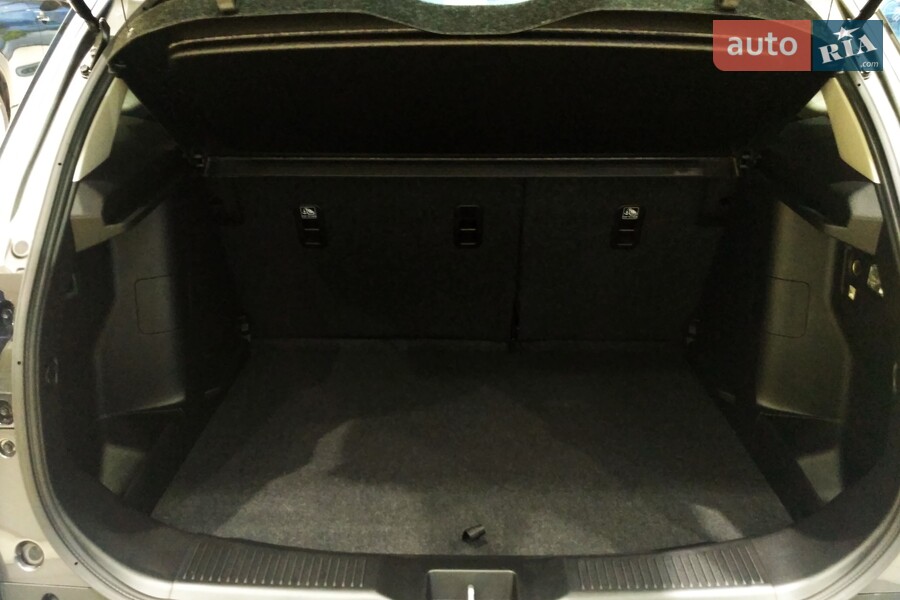 Suzuki S-Cross - фото 15