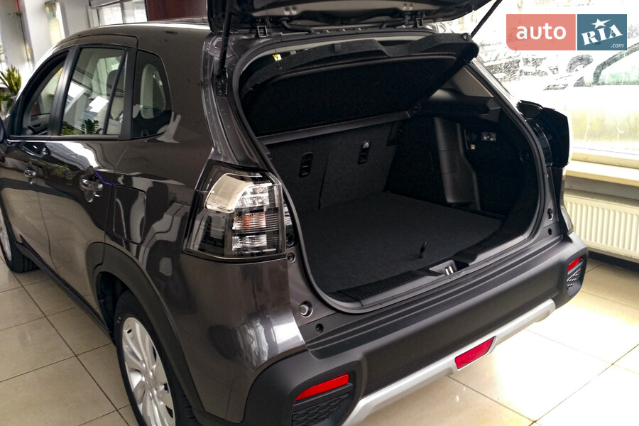 Suzuki S-Cross - фото 10