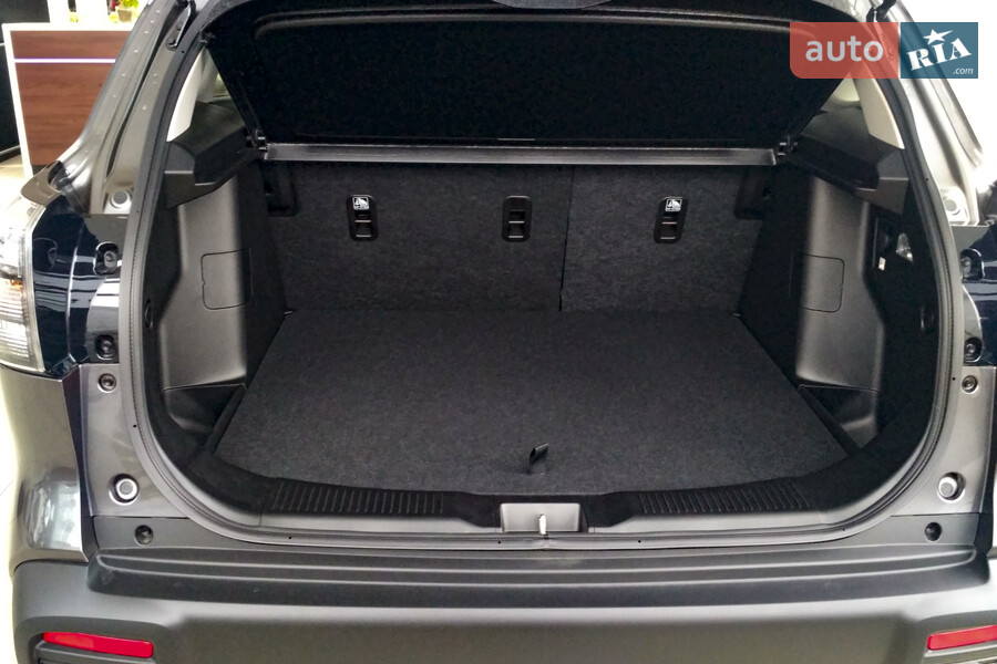 Suzuki S-Cross - фото 11