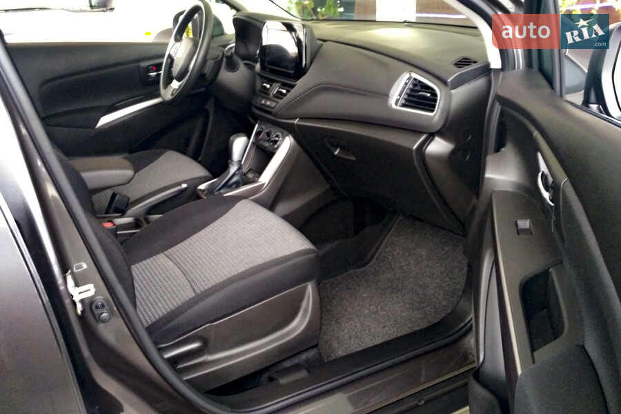 Suzuki S-Cross - фото 18