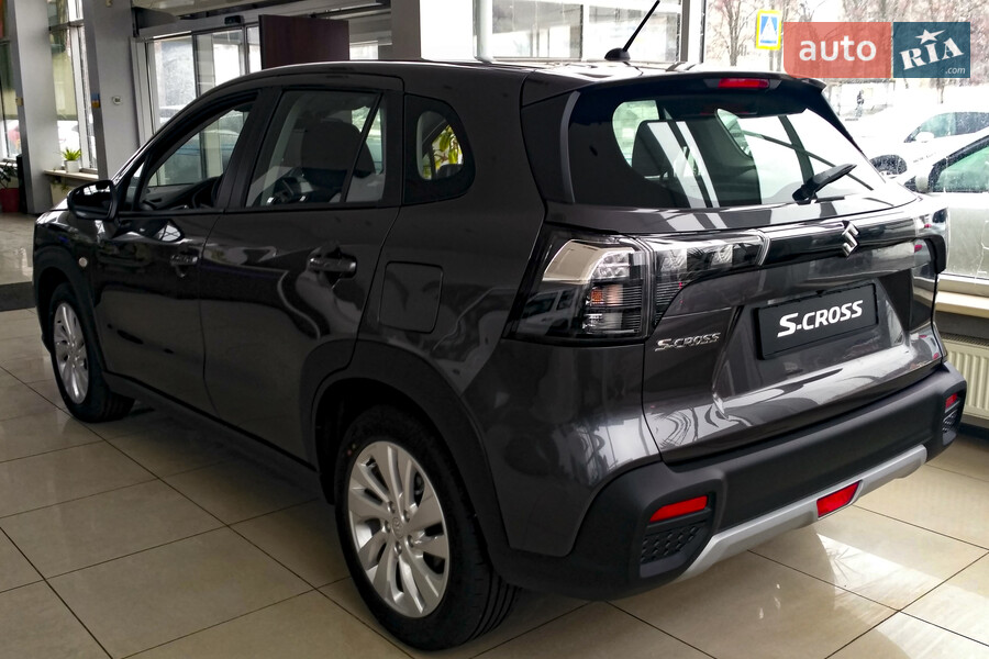 Suzuki S-Cross - фото 8