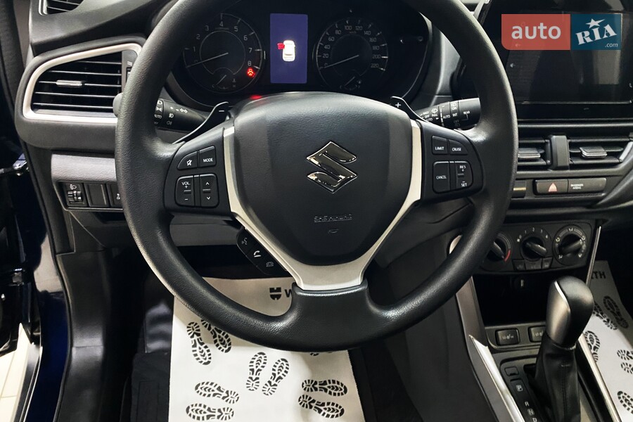 Suzuki S-Cross - фото 15