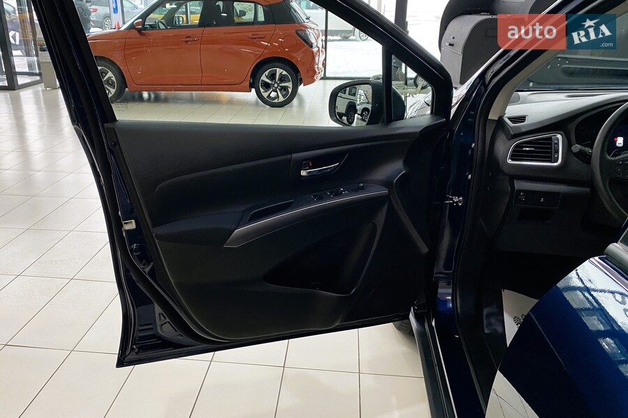 Suzuki S-Cross - фото 14