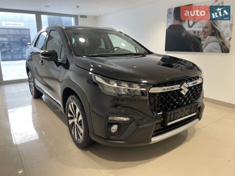 Suzuki S-Cross 2025