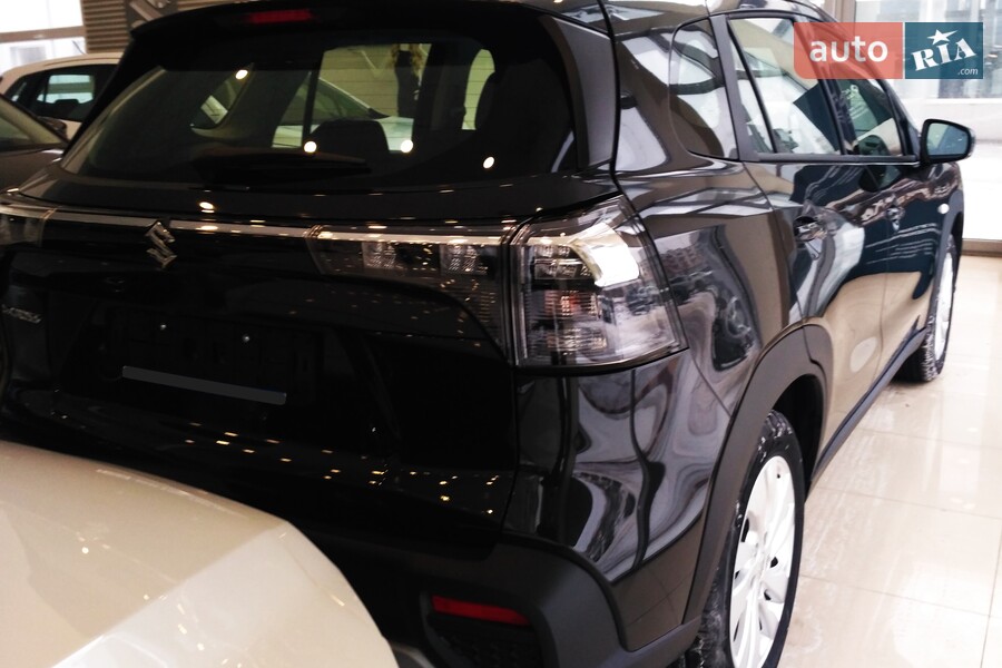 Suzuki S-Cross - фото 7