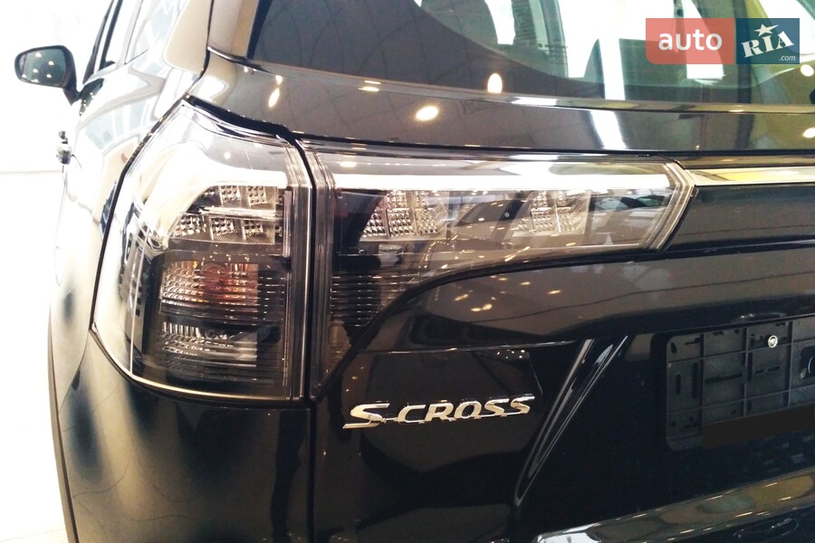 Suzuki S-Cross - фото 8