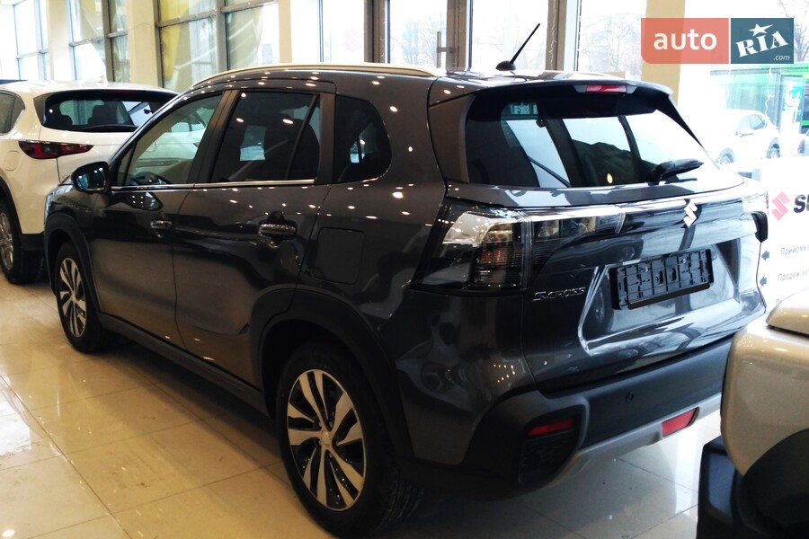 Suzuki S-Cross - фото 5
