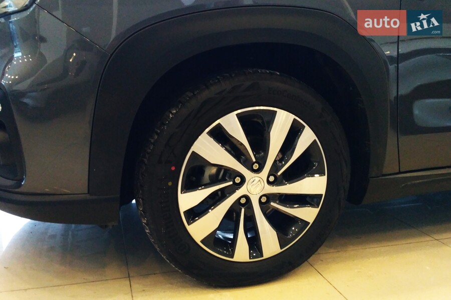 Suzuki S-Cross - фото 10