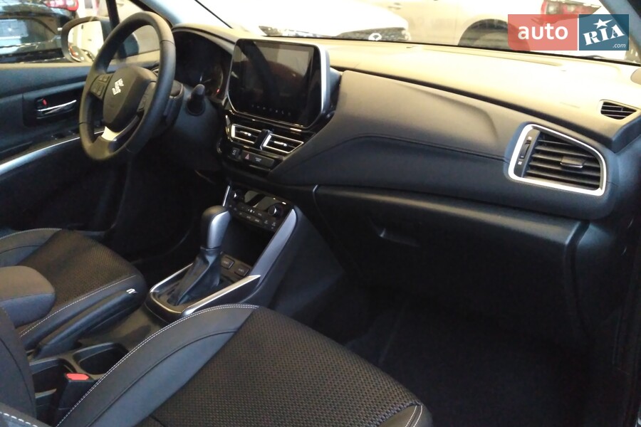 Suzuki S-Cross - фото 22