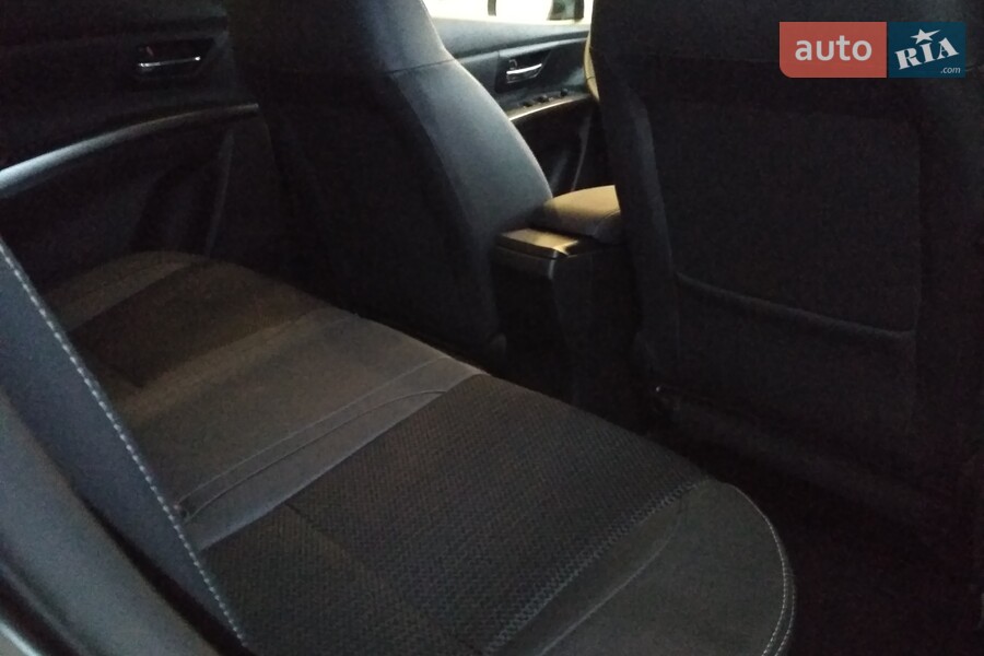 Suzuki S-Cross - фото 24