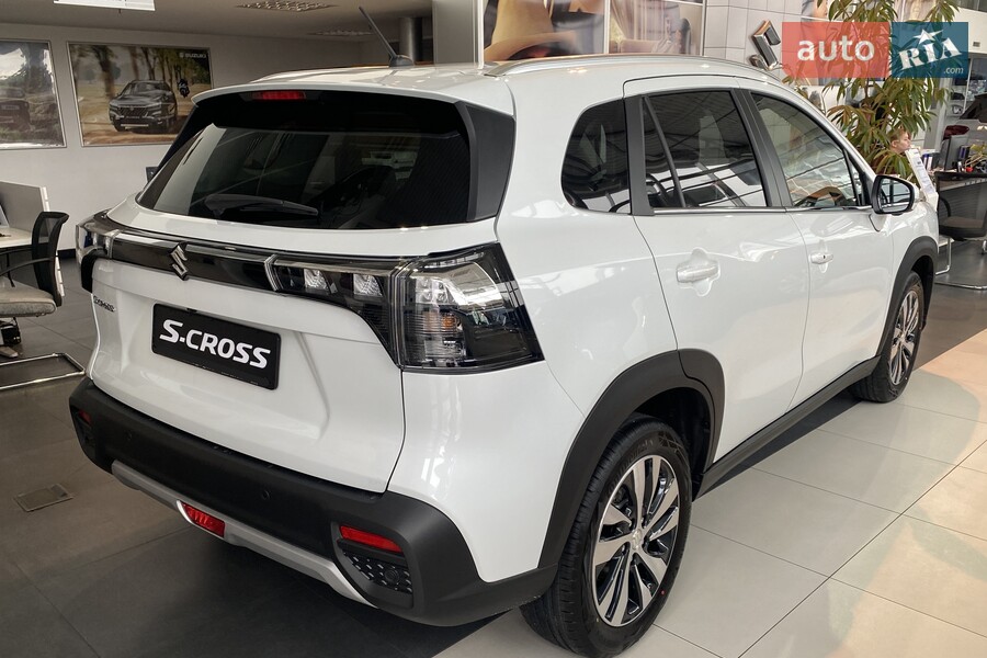 Suzuki S-Cross - фото 5