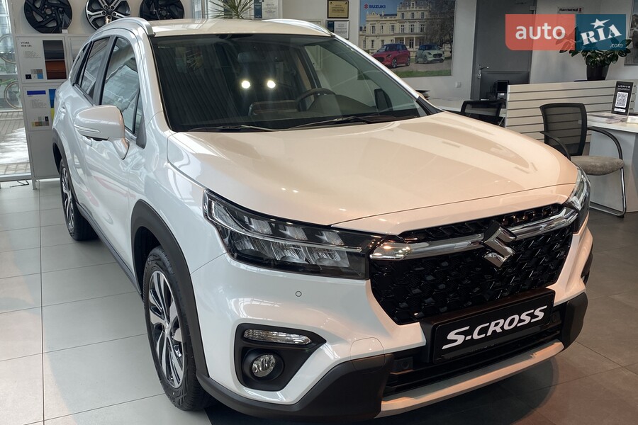 Suzuki S-Cross - фото 1