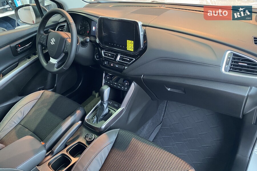 Suzuki S-Cross - фото 20