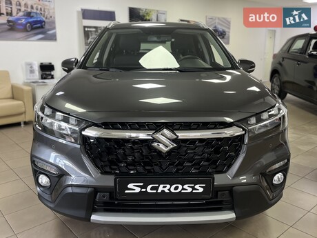 Suzuki S-Cross 2025