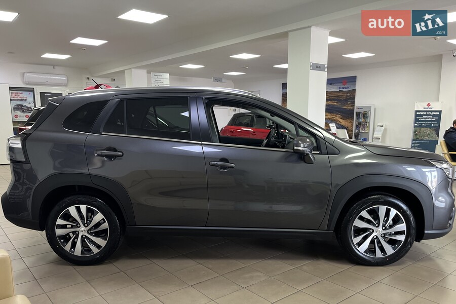 Suzuki S-Cross - фото 4