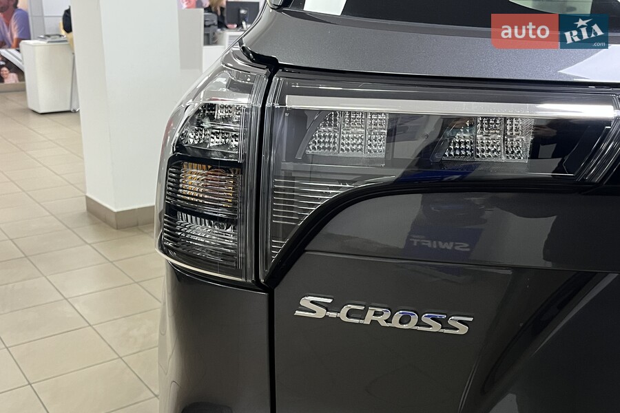 Suzuki S-Cross - фото 5