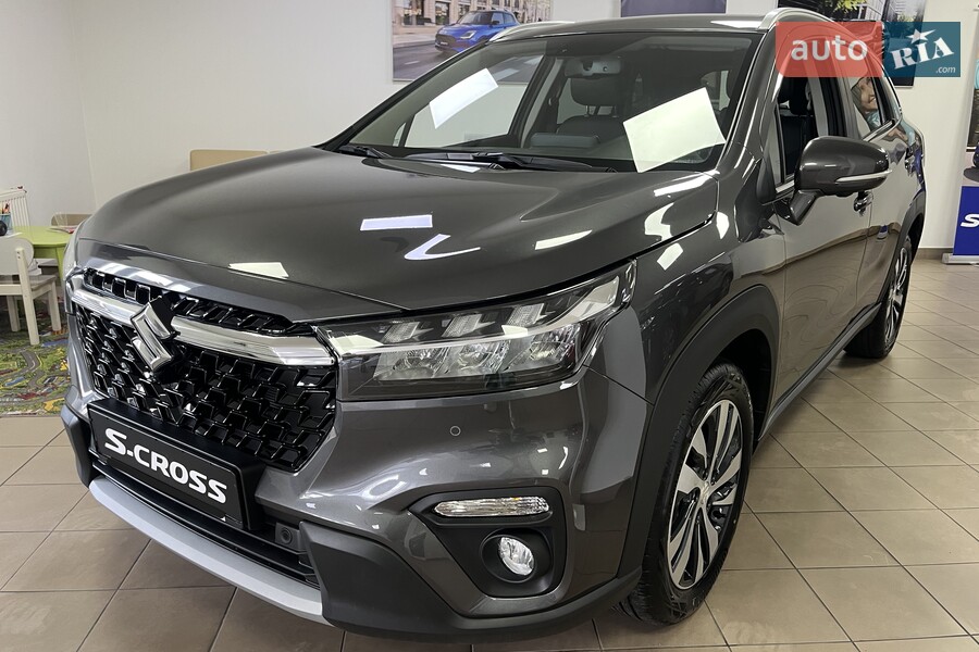 Suzuki S-Cross - фото 1