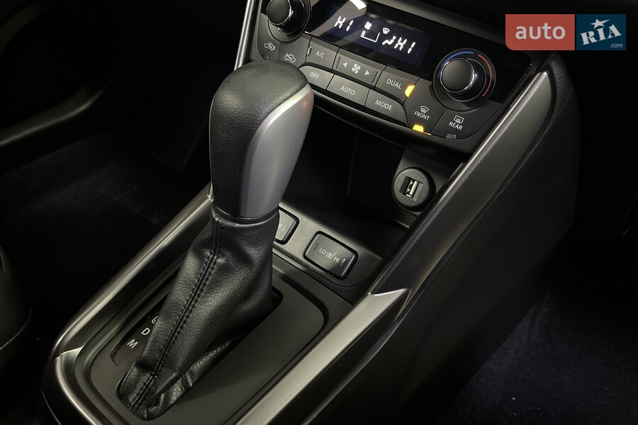 Suzuki S-Cross - фото 14