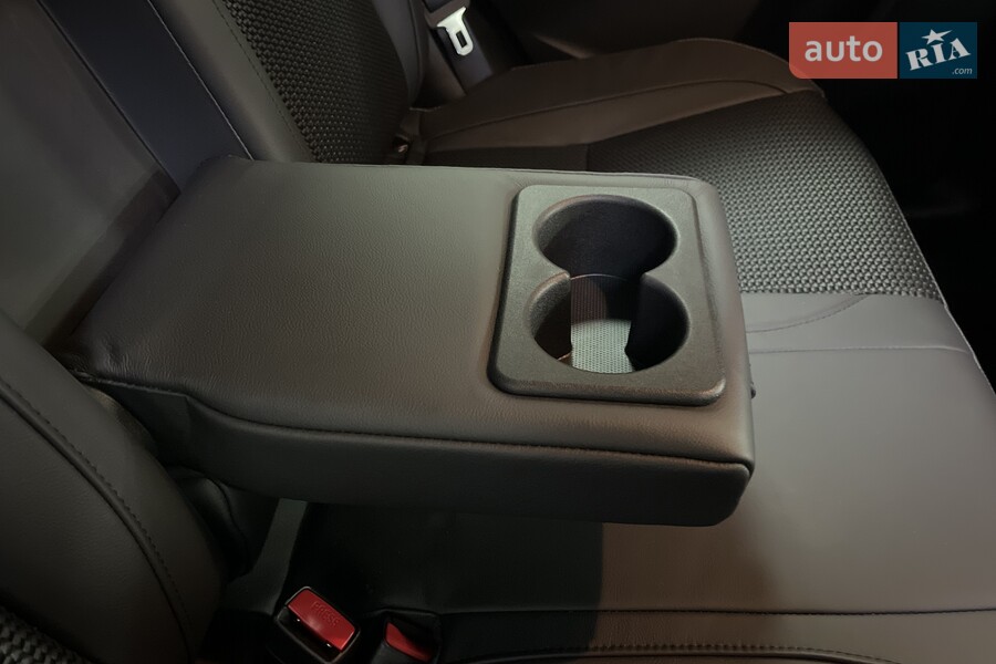 Suzuki S-Cross - фото 16