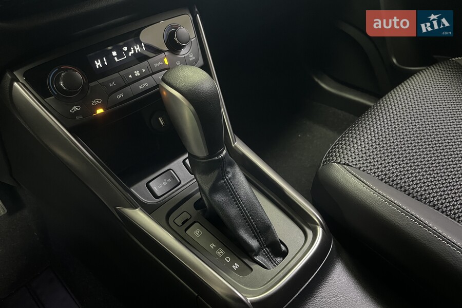 Suzuki S-Cross - фото 13