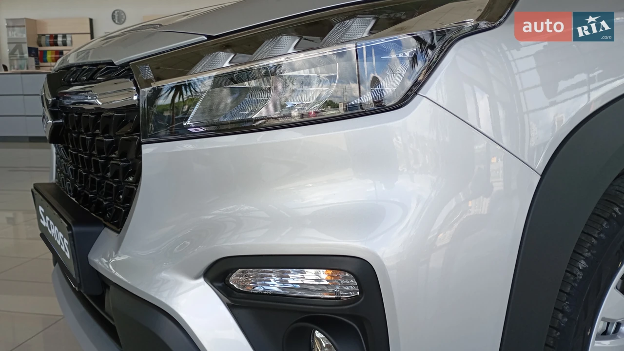 Suzuki-8