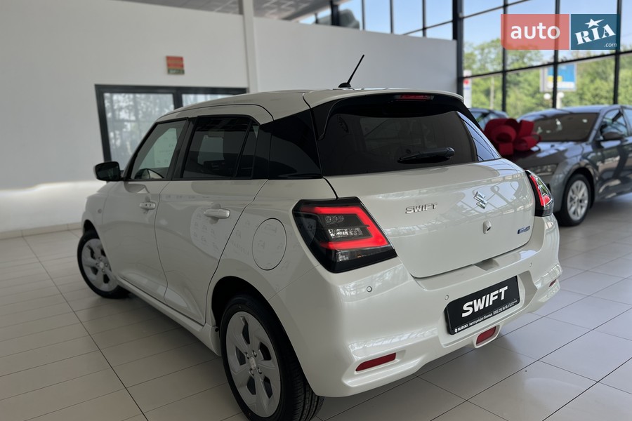 Suzuki Swift - фото 33