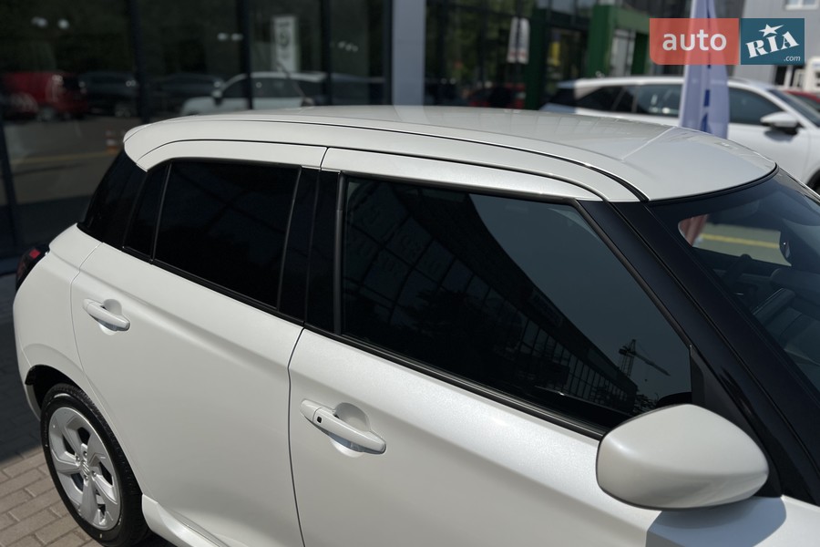 Suzuki Swift - фото 13