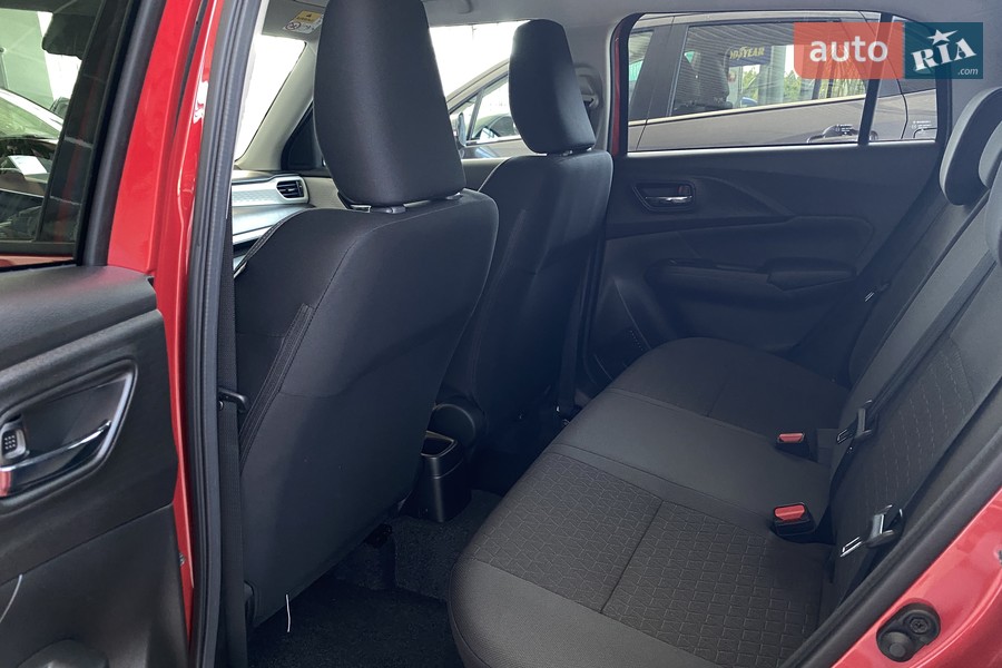Suzuki Swift - фото 17