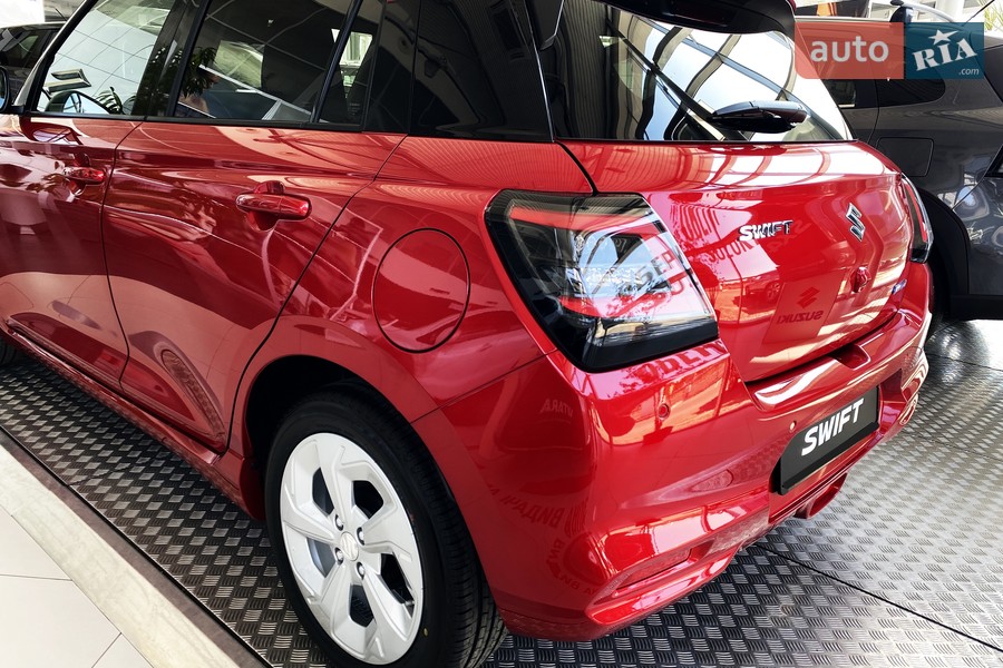 Suzuki Swift - фото 9
