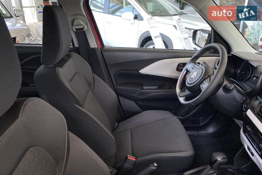 Suzuki Swift - фото 12