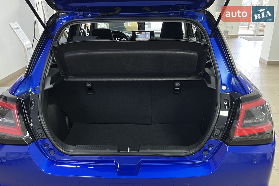 Suzuki Swift - фото 6