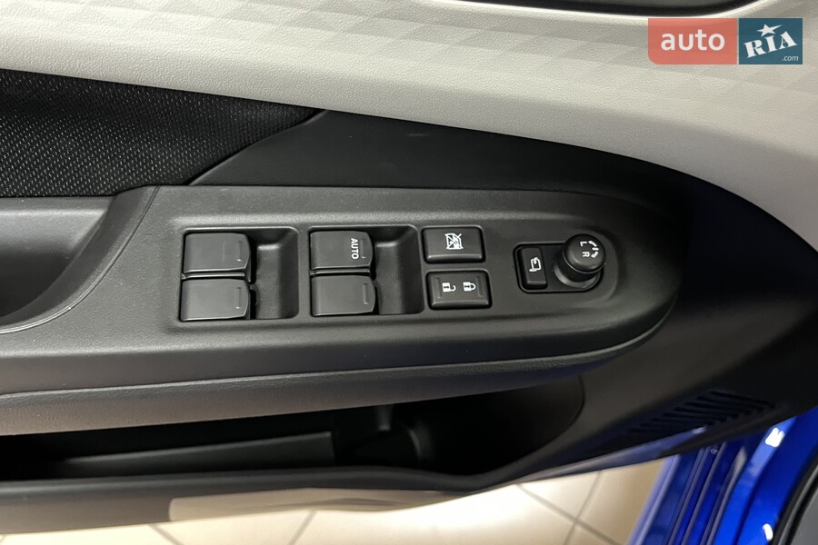 Suzuki Swift - фото 17