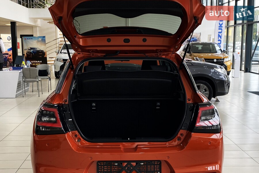 Suzuki Swift - фото 12
