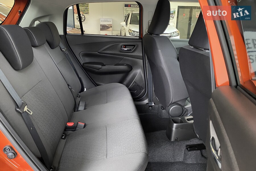 Suzuki Swift - фото 23