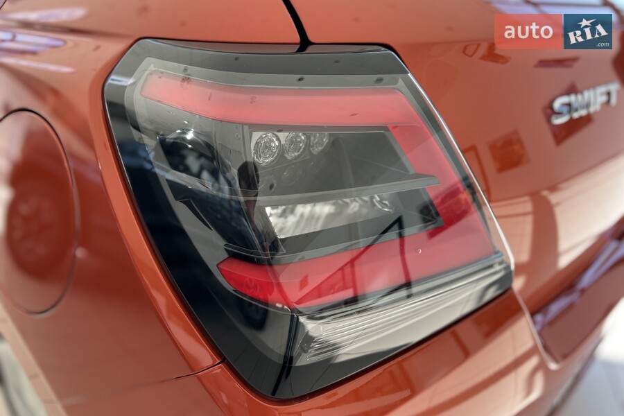 Suzuki Swift - фото 14