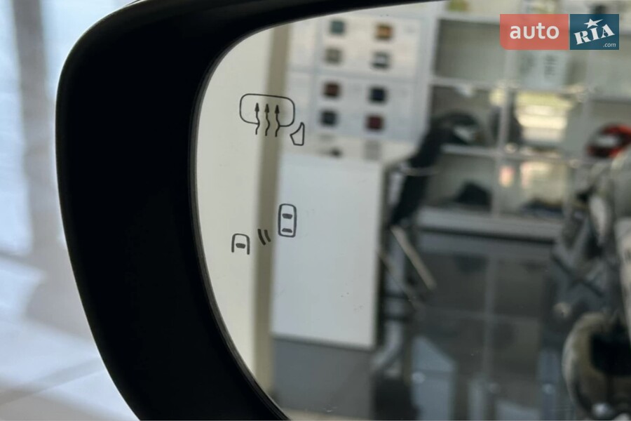 Suzuki Swift - фото 4