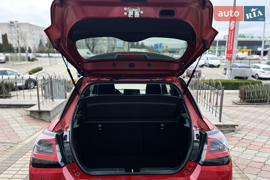 Suzuki Swift - фото 8