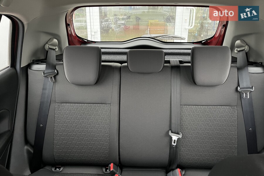 Suzuki Swift - фото 12